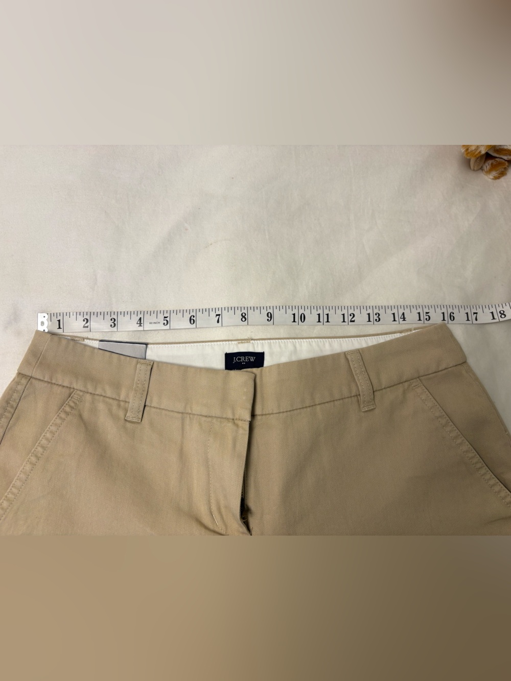 J. Crew Factory NWT 3.5 inch Chino Shorts, tan, size 6 - Picture 7 of 7